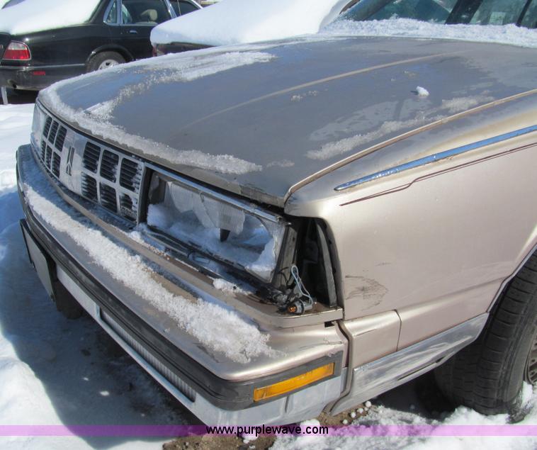 image for item G9544 1989 Oldsmobile Ninety Eight Regency Brougham