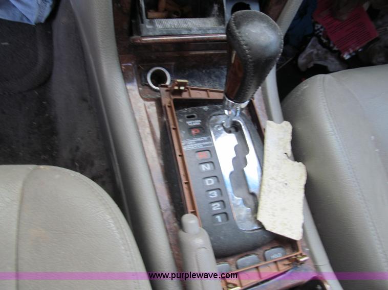 image for item G9545 2004 Suzuki Verona