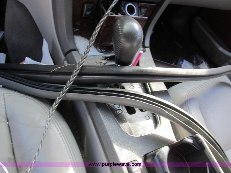 image for item G9546 2000 Lincoln LS