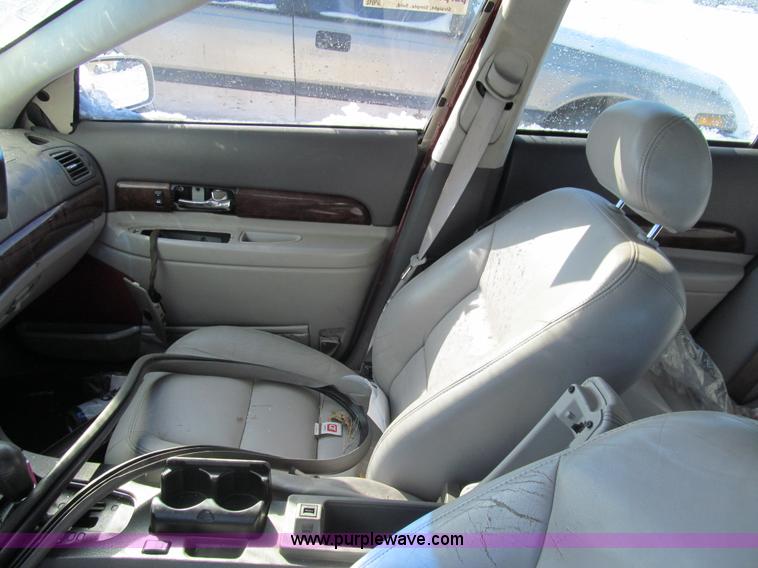 image for item G9546 2000 Lincoln LS