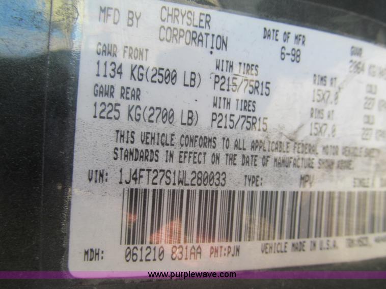 image for item G9593 1998 Jeep Cherokee SE SUV