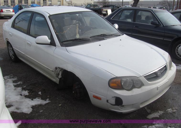 image for item I7220 2002 Kia Spectra