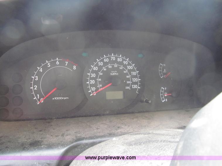 image for item I7220 2002 Kia Spectra