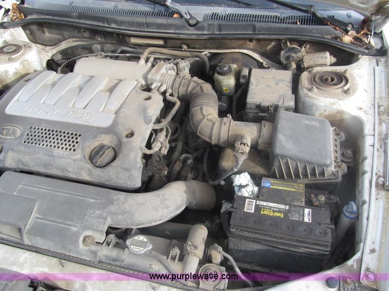 image for item I7220 2002 Kia Spectra