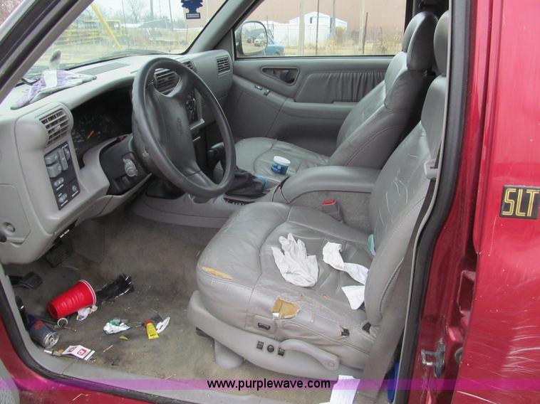 image for item I7247 1997 GMC Jimmy SL SUV