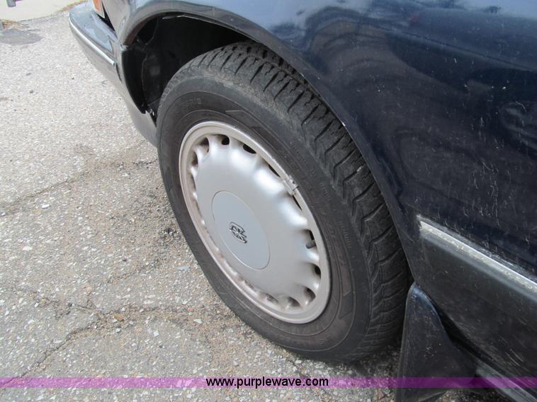 image for item I7248 1989 Toyota Cressida