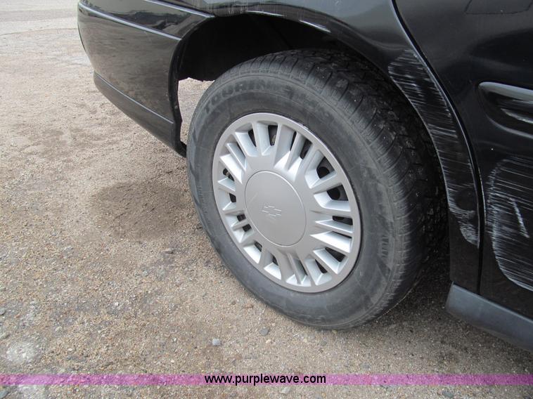 image for item I7249 2002 Chevrolet Malibu