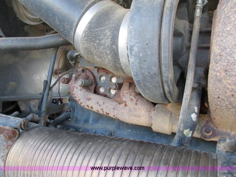 image for item G8820 1997 New Holland 9682 4WD tractor