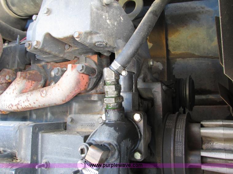 image for item G8820 1997 New Holland 9682 4WD tractor