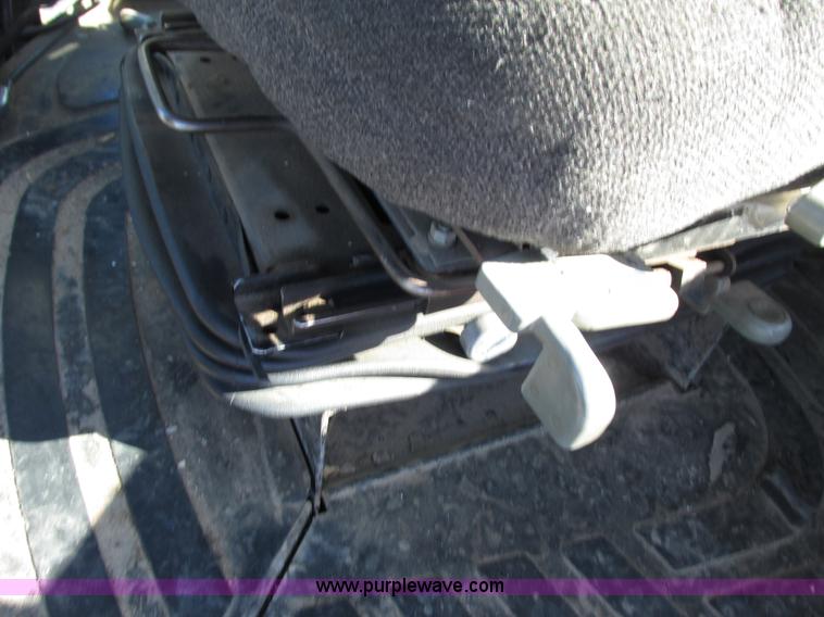 image for item G8820 1997 New Holland 9682 4WD tractor