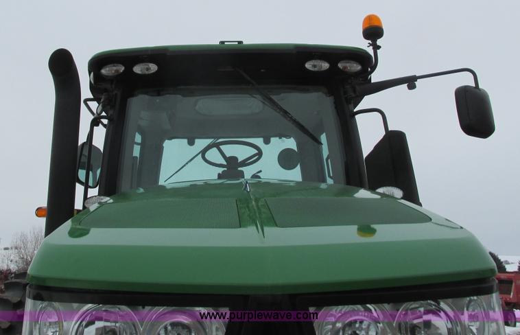 image for item G8822 2012 John Deere 7230R MFWD tractor