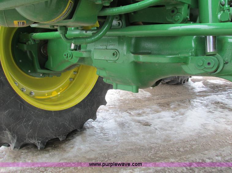 image for item G8822 2012 John Deere 7230R MFWD tractor