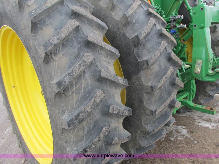 image for item G8822 2012 John Deere 7230R MFWD tractor