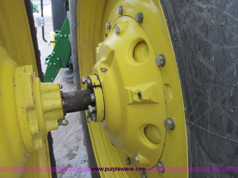 image for item G8822 2012 John Deere 7230R MFWD tractor