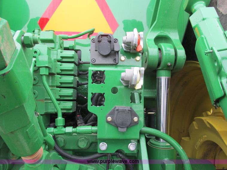 image for item G8822 2012 John Deere 7230R MFWD tractor