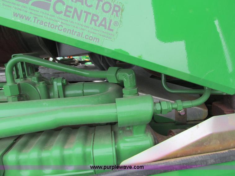 image for item G8822 2012 John Deere 7230R MFWD tractor