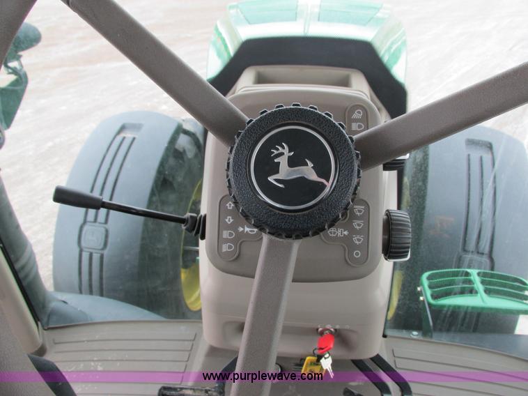 image for item G8822 2012 John Deere 7230R MFWD tractor