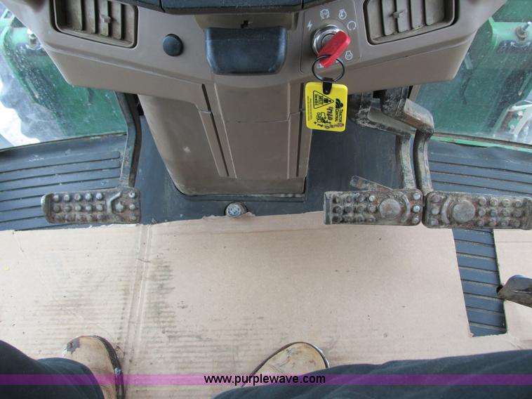 image for item G8824 1999 John Deere 7410 MFWD tractor