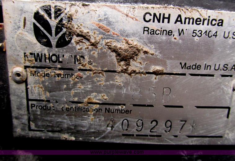 image for item G8826 2005 New Holland LS185B skid steer
