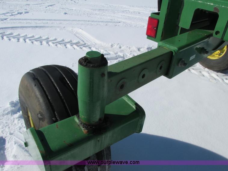 image for item G8829 2003 John Deere 4895 self-propelled windrower