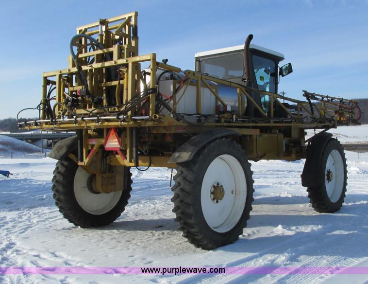 image for item G8830 1997 Ag-Chem RoGator 854 self-propelled sprayer