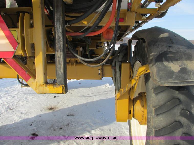 image for item G8830 1997 Ag-Chem RoGator 854 self-propelled sprayer