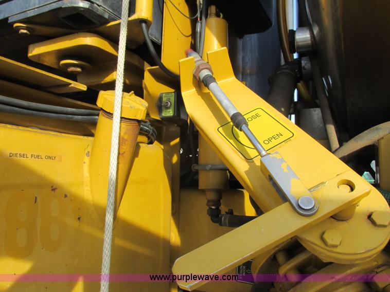 image for item G8830 1997 Ag-Chem RoGator 854 self-propelled sprayer