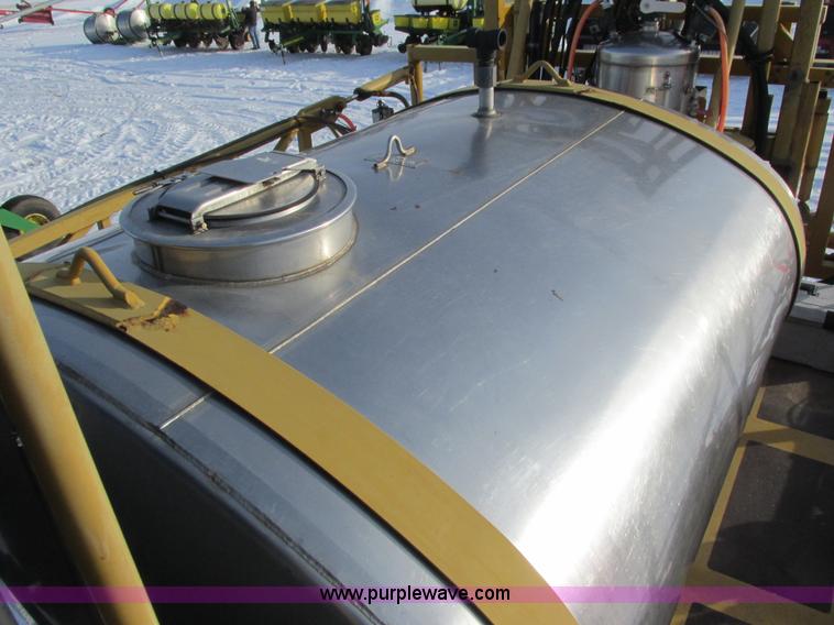 image for item G8830 1997 Ag-Chem RoGator 854 self-propelled sprayer