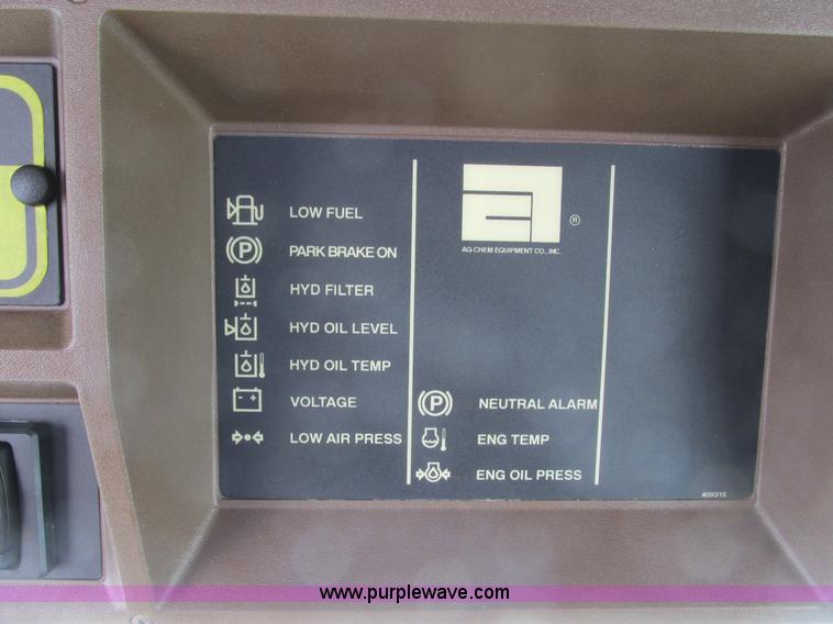 image for item G8830 1997 Ag-Chem RoGator 854 self-propelled sprayer