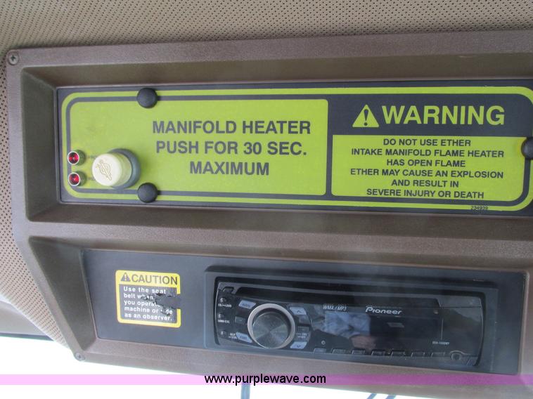 image for item G8830 1997 Ag-Chem RoGator 854 self-propelled sprayer