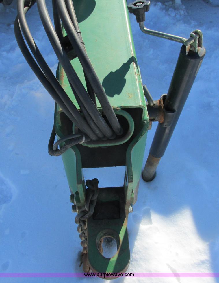 image for item G8837 1997 John Deere 1760 planter