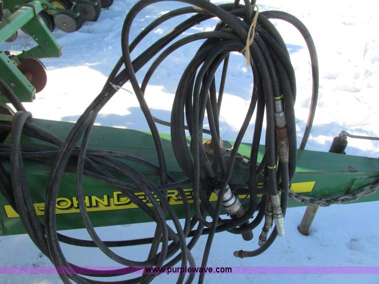 image for item G8838 2005 John Deere 1750 planter