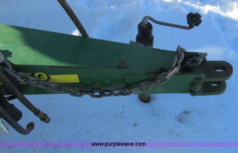 image for item G8838 2005 John Deere 1750 planter