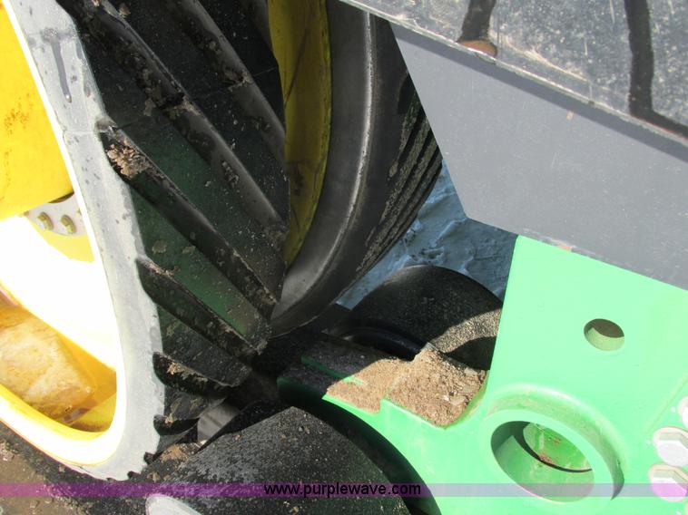 image for item G8844 2010 John Deere 9530T tractor