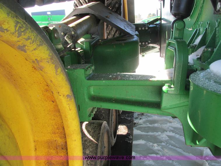 image for item G8844 2010 John Deere 9530T tractor