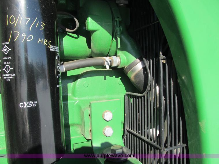 image for item G8844 2010 John Deere 9530T tractor