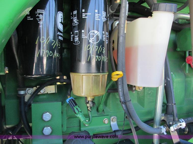 image for item G8844 2010 John Deere 9530T tractor