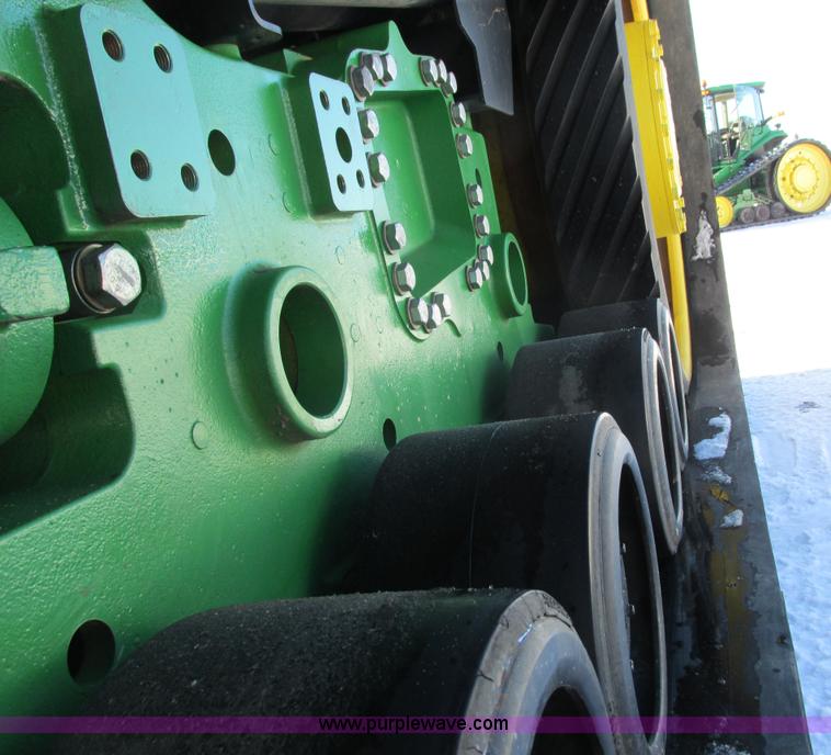 image for item G8844 2010 John Deere 9530T tractor