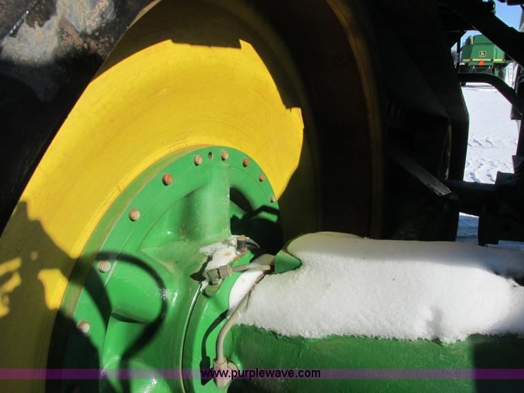 image for item G8844 2010 John Deere 9530T tractor