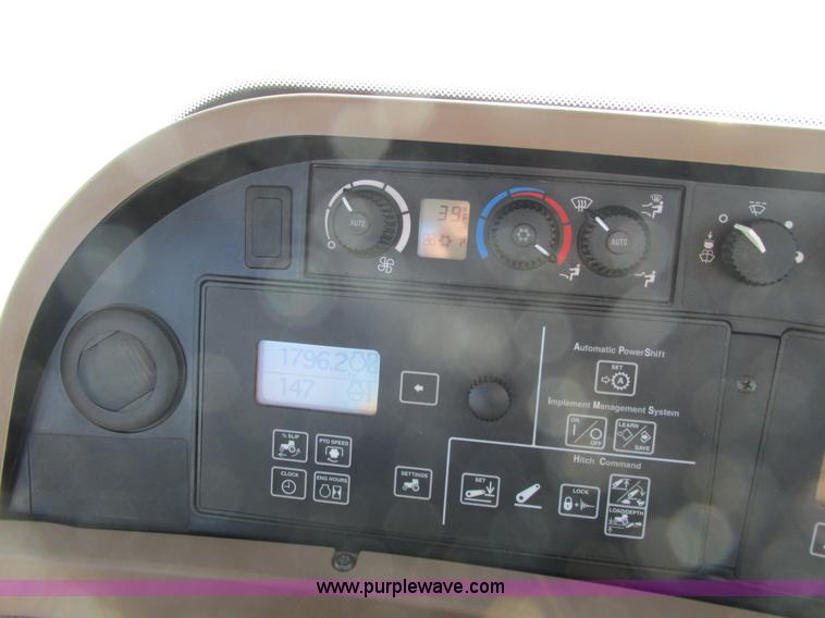 image for item G8844 2010 John Deere 9530T tractor