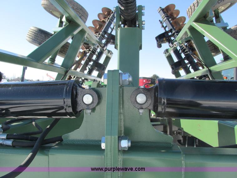 image for item G8846 2010 Wishek 862NT 30' tandem disk