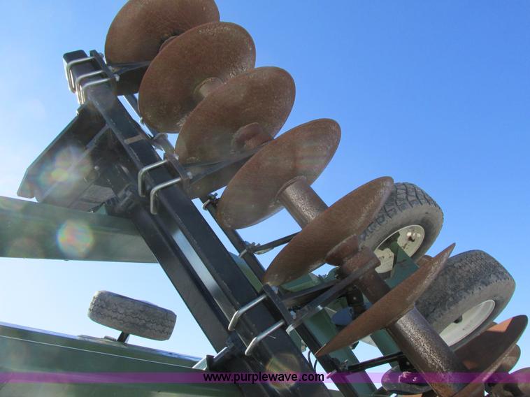 image for item G8846 2010 Wishek 862NT 30' tandem disk