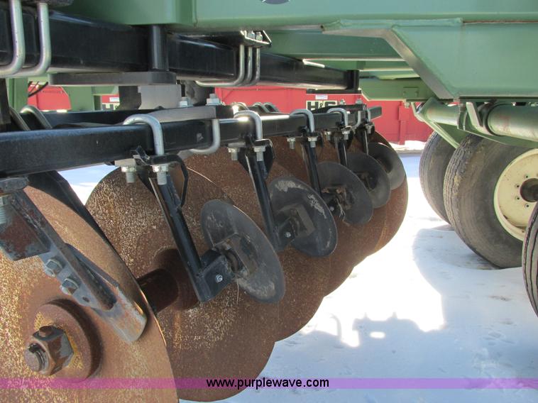 image for item G8846 2010 Wishek 862NT 30' tandem disk