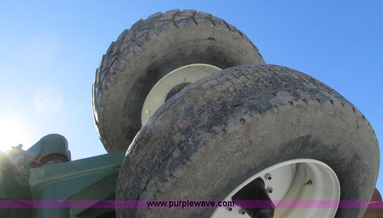 image for item G8846 2010 Wishek 862NT 30' tandem disk