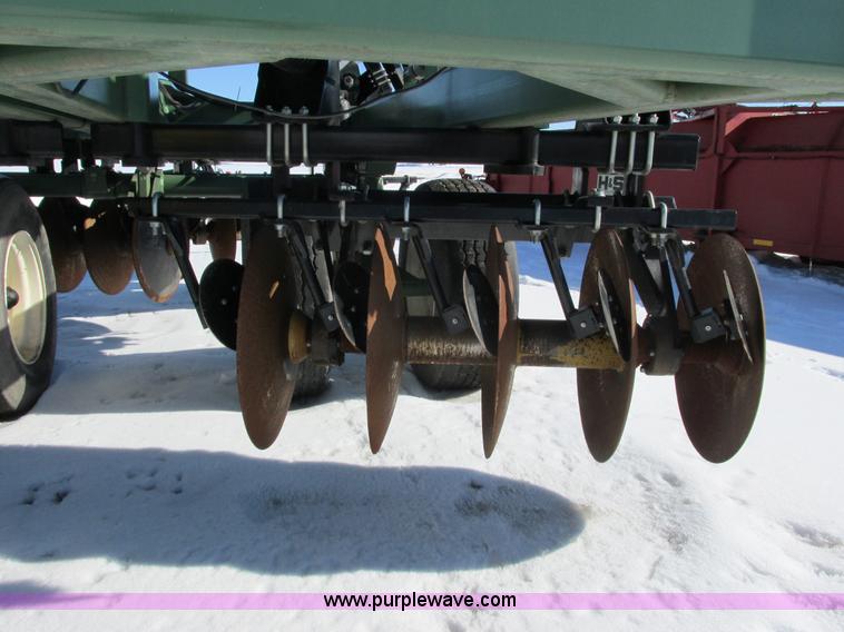 image for item G8846 2010 Wishek 862NT 30' tandem disk