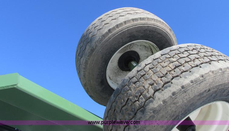 image for item G8846 2010 Wishek 862NT 30' tandem disk