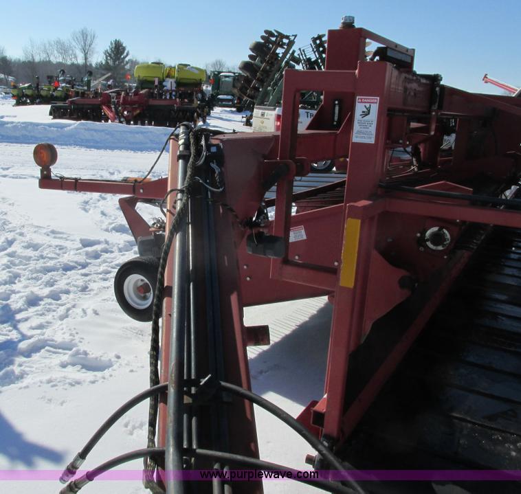 image for item G8847 2005 H&S TWM2-P hay merger