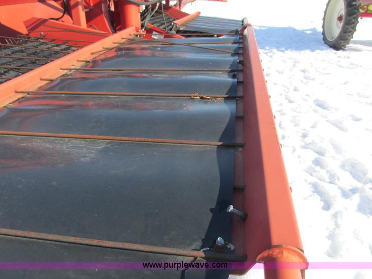 image for item G8847 2005 H&S TWM2-P hay merger