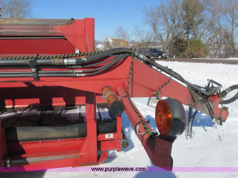 image for item G8847 2005 H&S TWM2-P hay merger