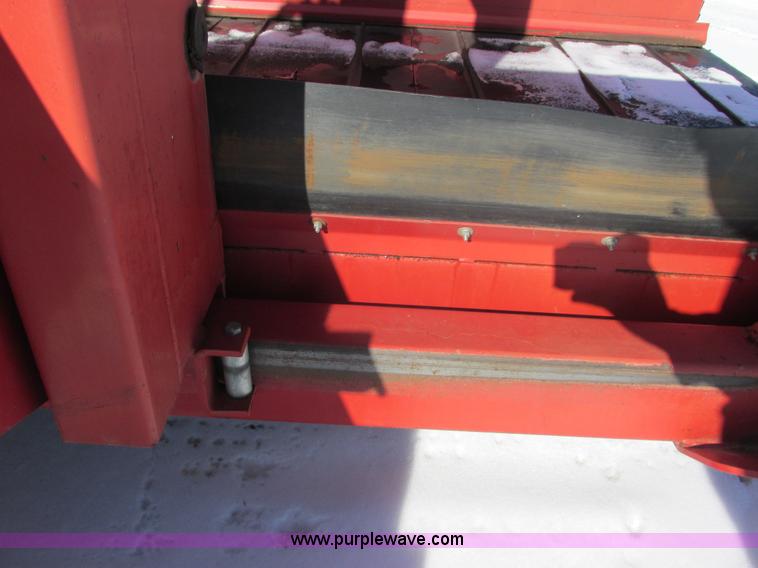 image for item G8847 2005 H&S TWM2-P hay merger